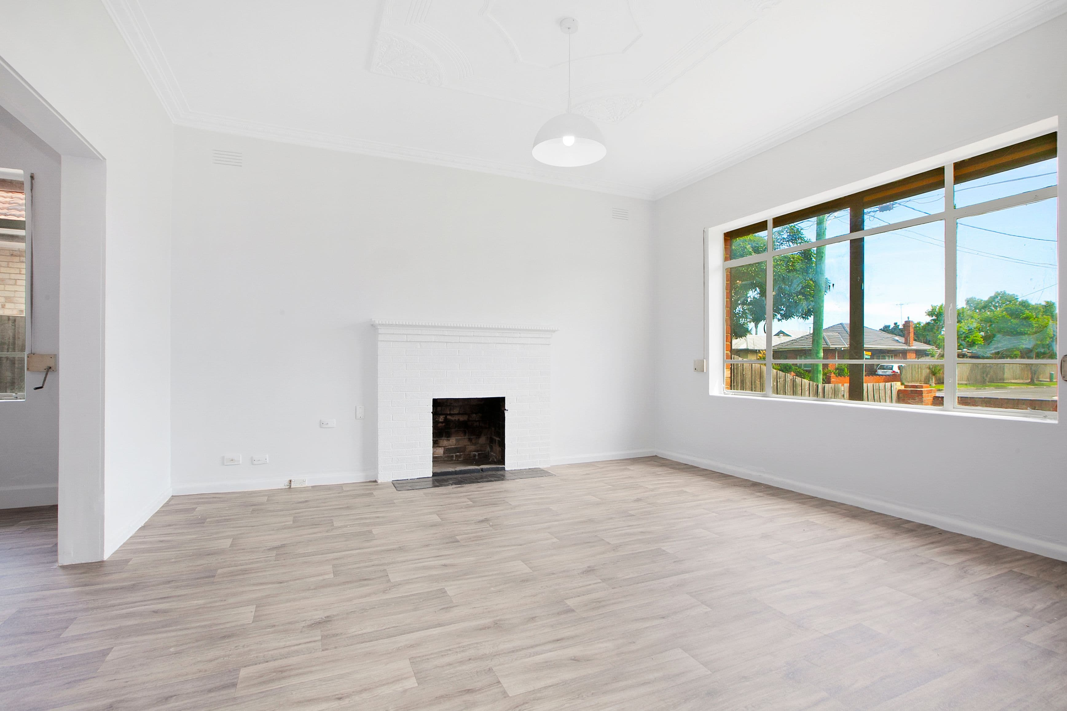 12 Banbury Road, Reservoir VIC 3073, Reservoir - Thumbnail 2