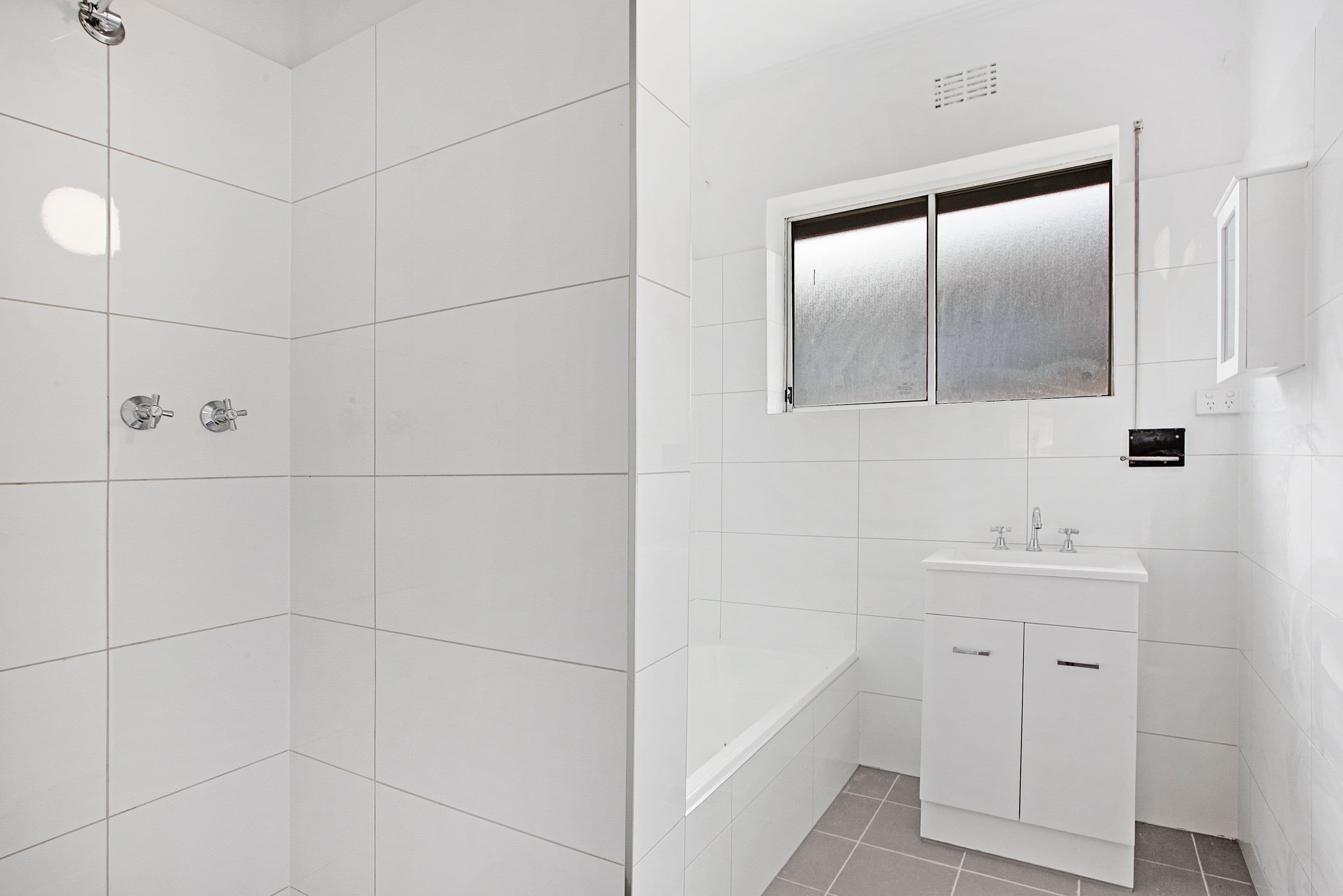12 Banbury Road, Reservoir VIC 3073, Reservoir - Thumbnail 8
