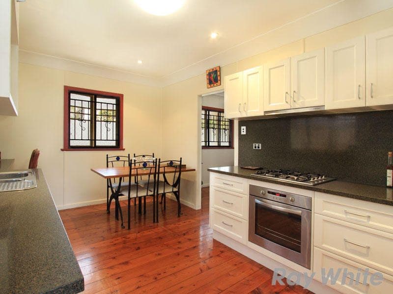 5 Gordon Street, BRIGHTON QLD 4017, Brighton - Thumbnail 2