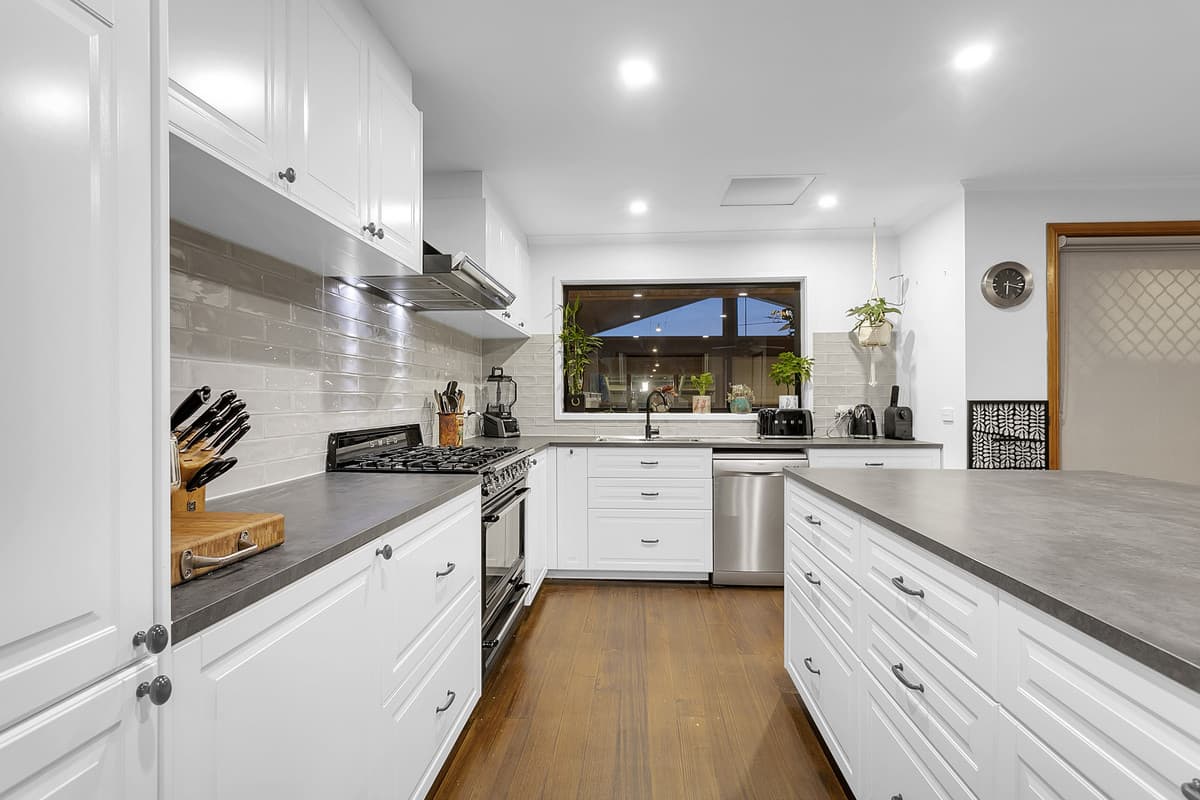 12 Raymond Avenue, Langwarrin VIC 3910, Langwarrin - Thumbnail 6