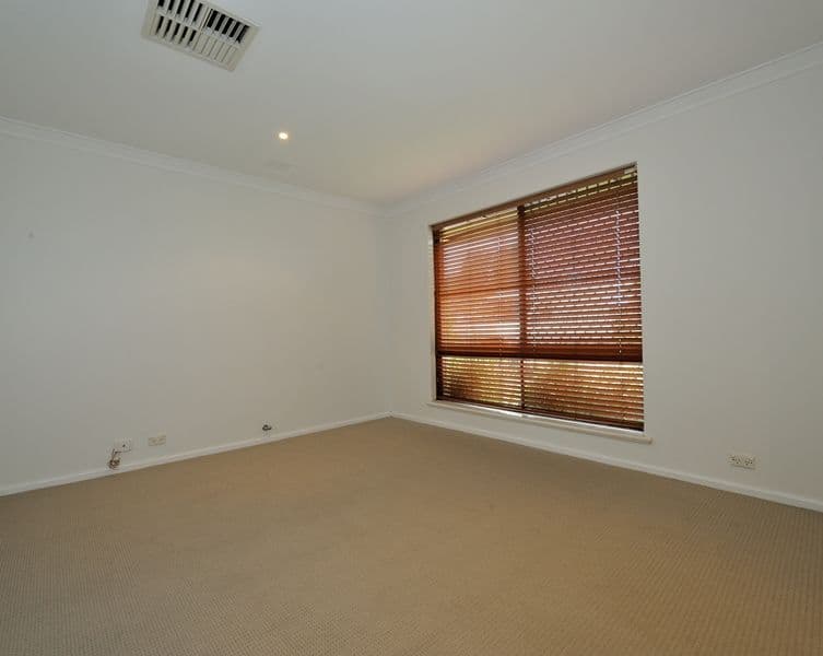 45 Linville Street, COOLOONGUP WA 6168, Cooloongup - Thumbnail 5