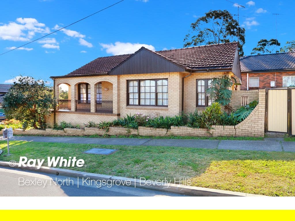36 Violet Street, Roselands - Image 1