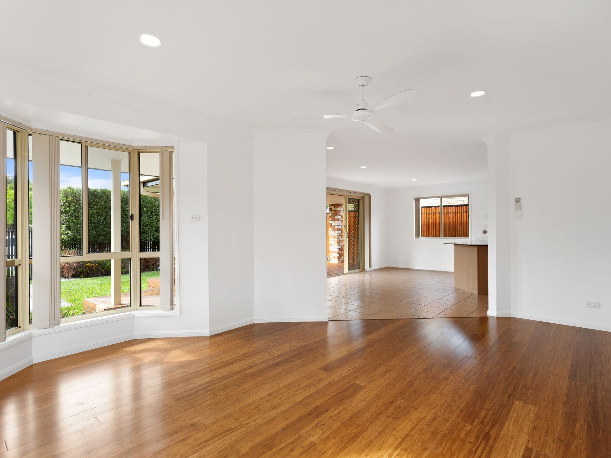 5 Lorenzo Drive, Coomera QLD 4209, Coomera - Thumbnail 2