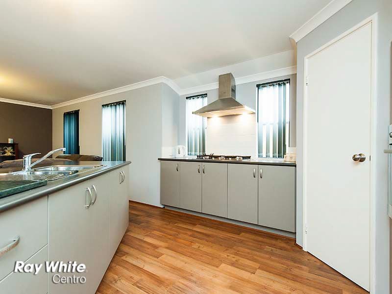 40 Ripplevale Circle, CARRAMAR WA 6031, Carramar - Thumbnail 6