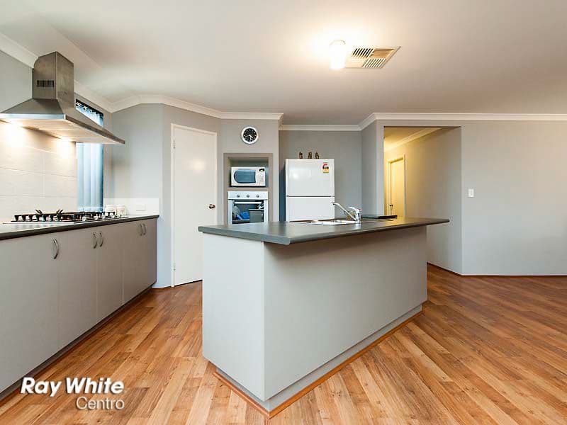 40 Ripplevale Circle, CARRAMAR WA 6031, Carramar - Thumbnail 7