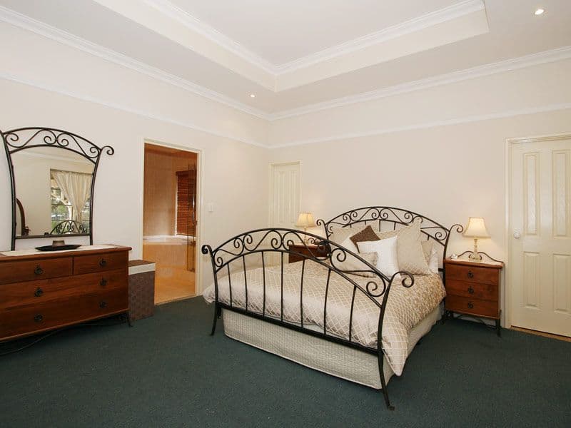 5 Jacaranda Drive, WANNEROO WA 6065, Wanneroo - Thumbnail 3