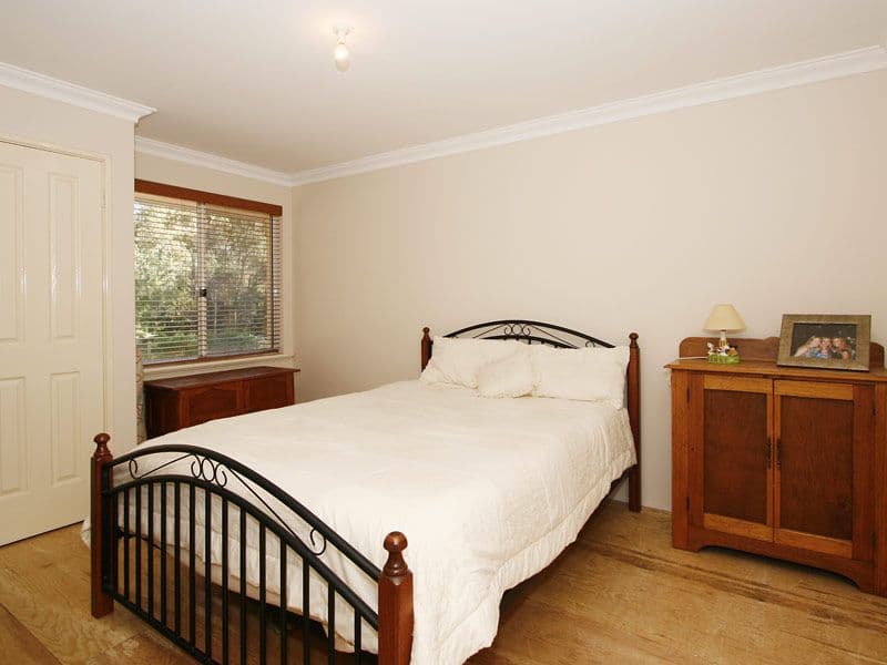 5 Jacaranda Drive, WANNEROO WA 6065, Wanneroo - Thumbnail 5