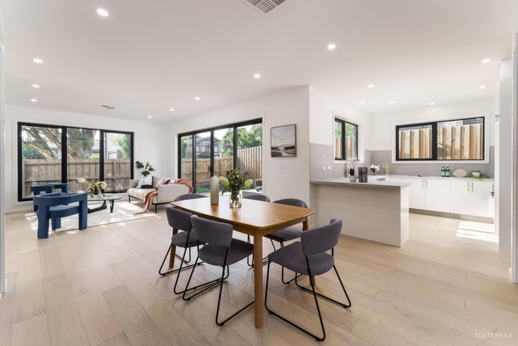 24 Runnymede Street, Doncaster East - Thumbnail 4