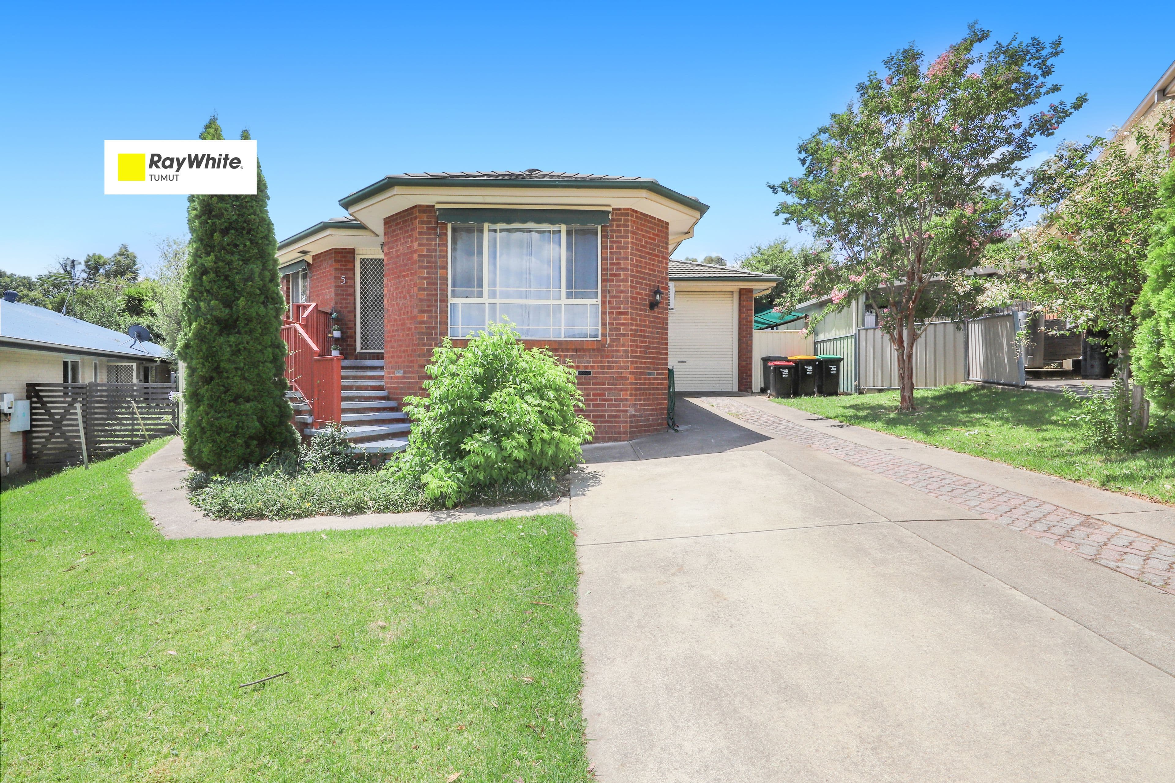 5 Jillabenan Close, Tumut NSW 2720, Tumut - Image 1