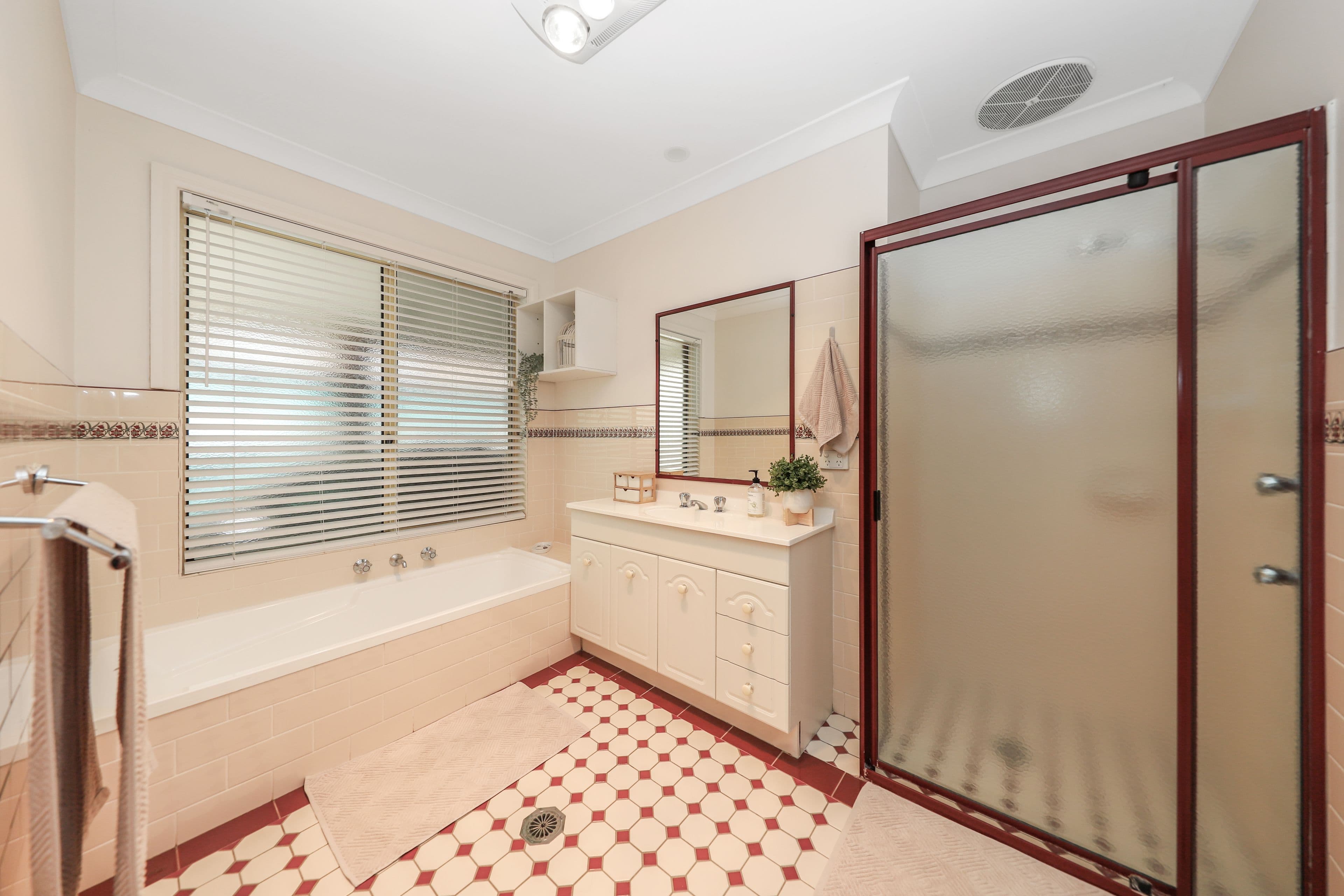 5 Jillabenan Close, Tumut NSW 2720, Tumut - Thumbnail 8