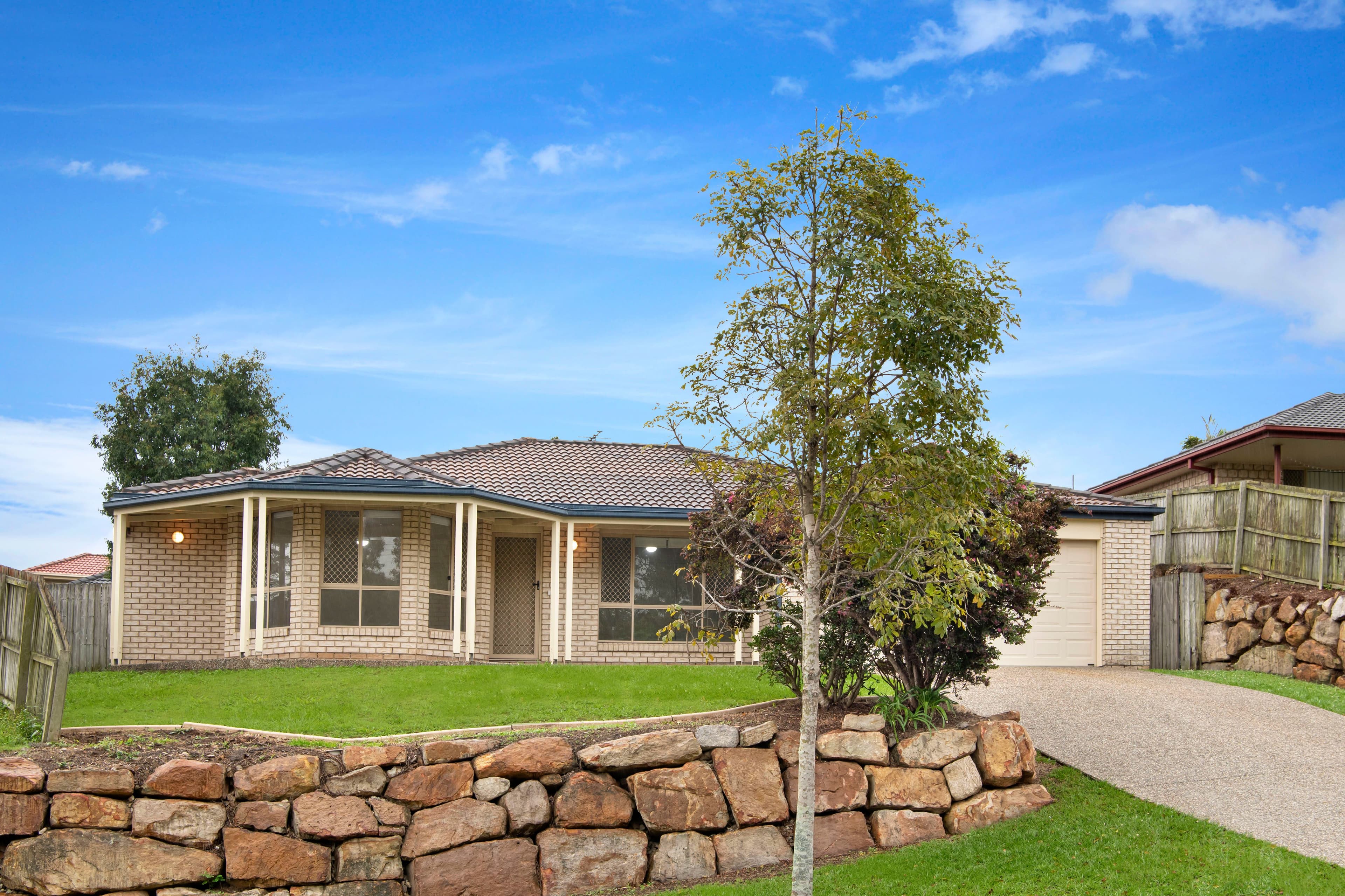 17 Appleton Street, Carindale QLD 4152, Carindale - Image 1