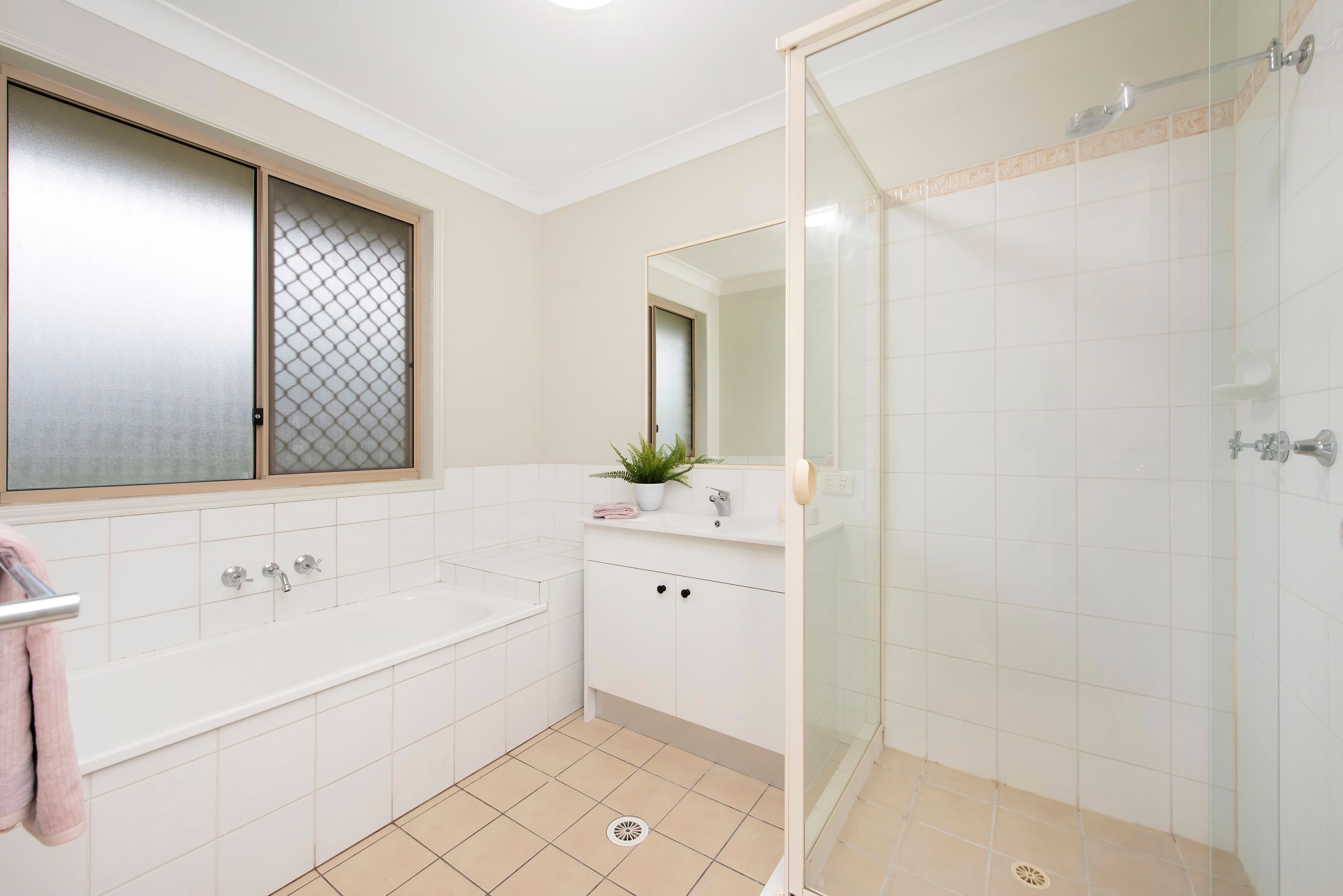 17 Appleton Street, Carindale QLD 4152, Carindale - Thumbnail 7