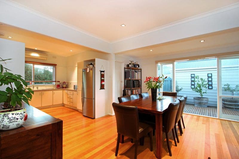 25A  Seaview Avenue, MORNINGTON VIC 3931, Mornington - Thumbnail 8