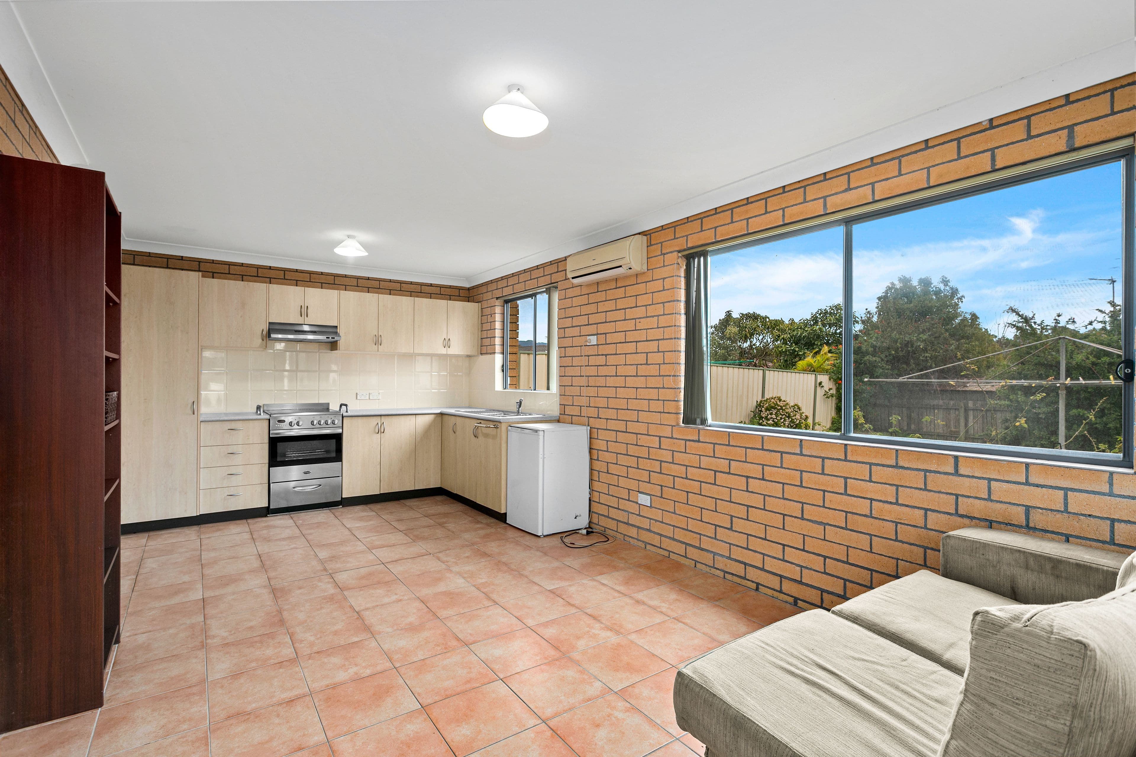 10 Kimbeth Crescent, Albion Park Rail NSW 2527, Albion Park Rail - Thumbnail 3