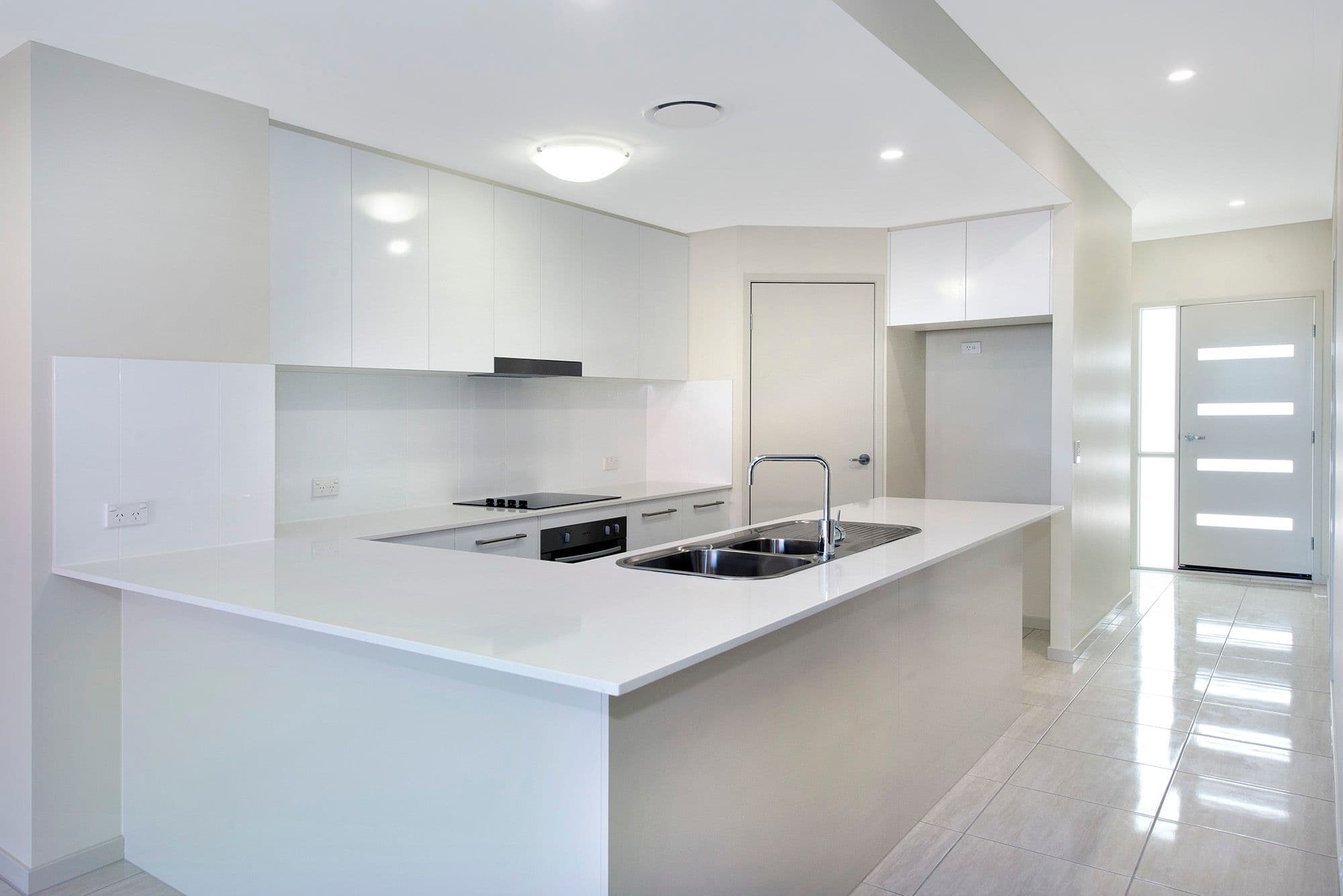 18 Cambridge Street, Carina Heights QLD 4152, Carina Heights - Thumbnail 2