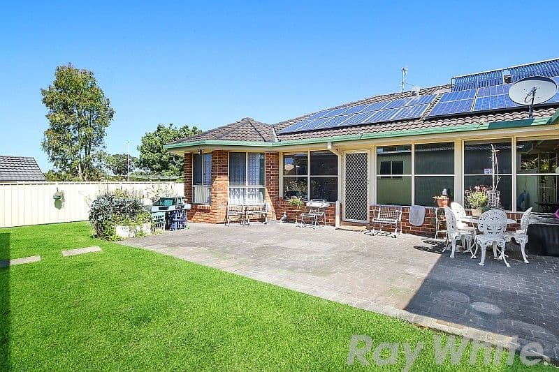 2 Ebony Drive, Hamlyn Terrace - Thumbnail 3