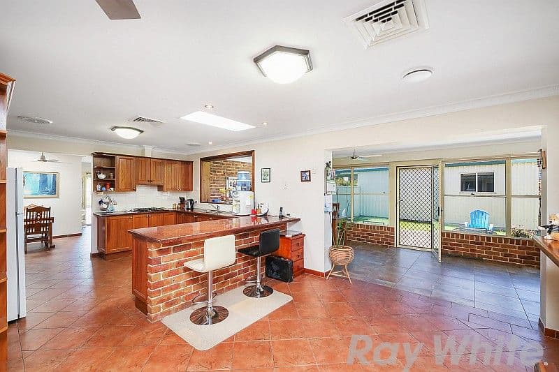 2 Ebony Drive, Hamlyn Terrace - Thumbnail 6