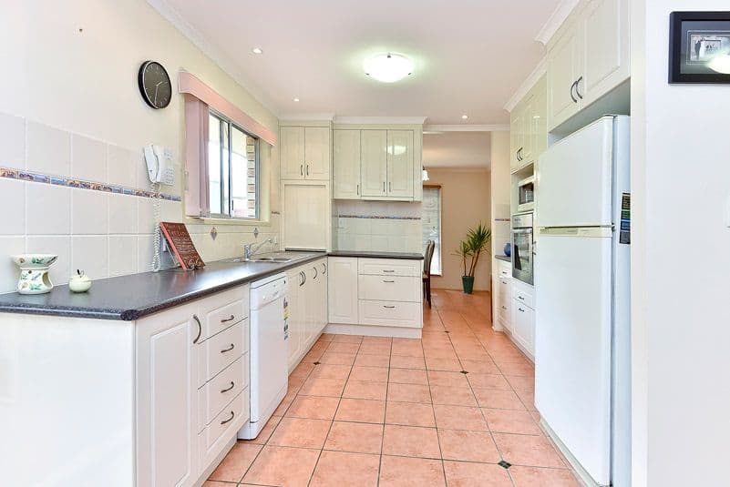12 Jendi Court, Springwood QLD 4127, Springwood - Thumbnail 2