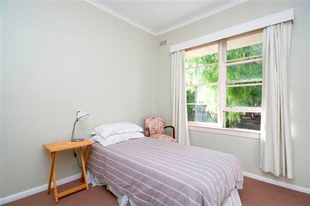 17 Ballard Avenue, COBURG NORTH VIC 3058, Coburg North - Thumbnail 6