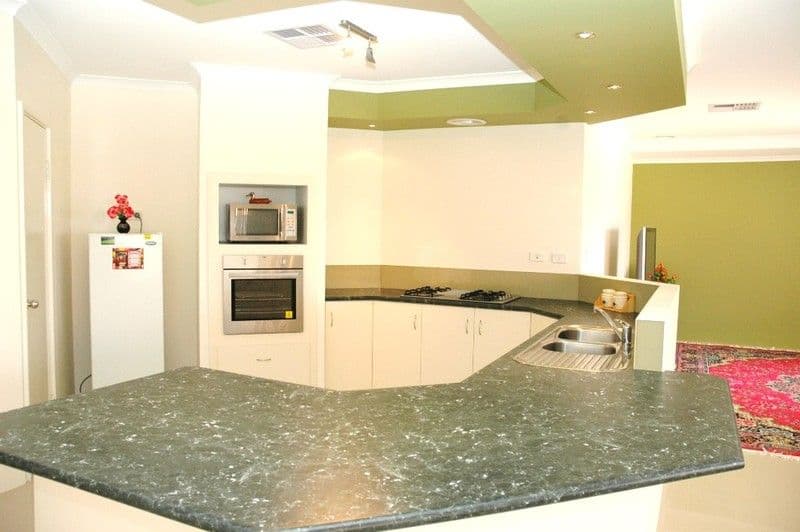 28 Neary Boulevard, AVELEY WA 6069, Aveley - Thumbnail 8