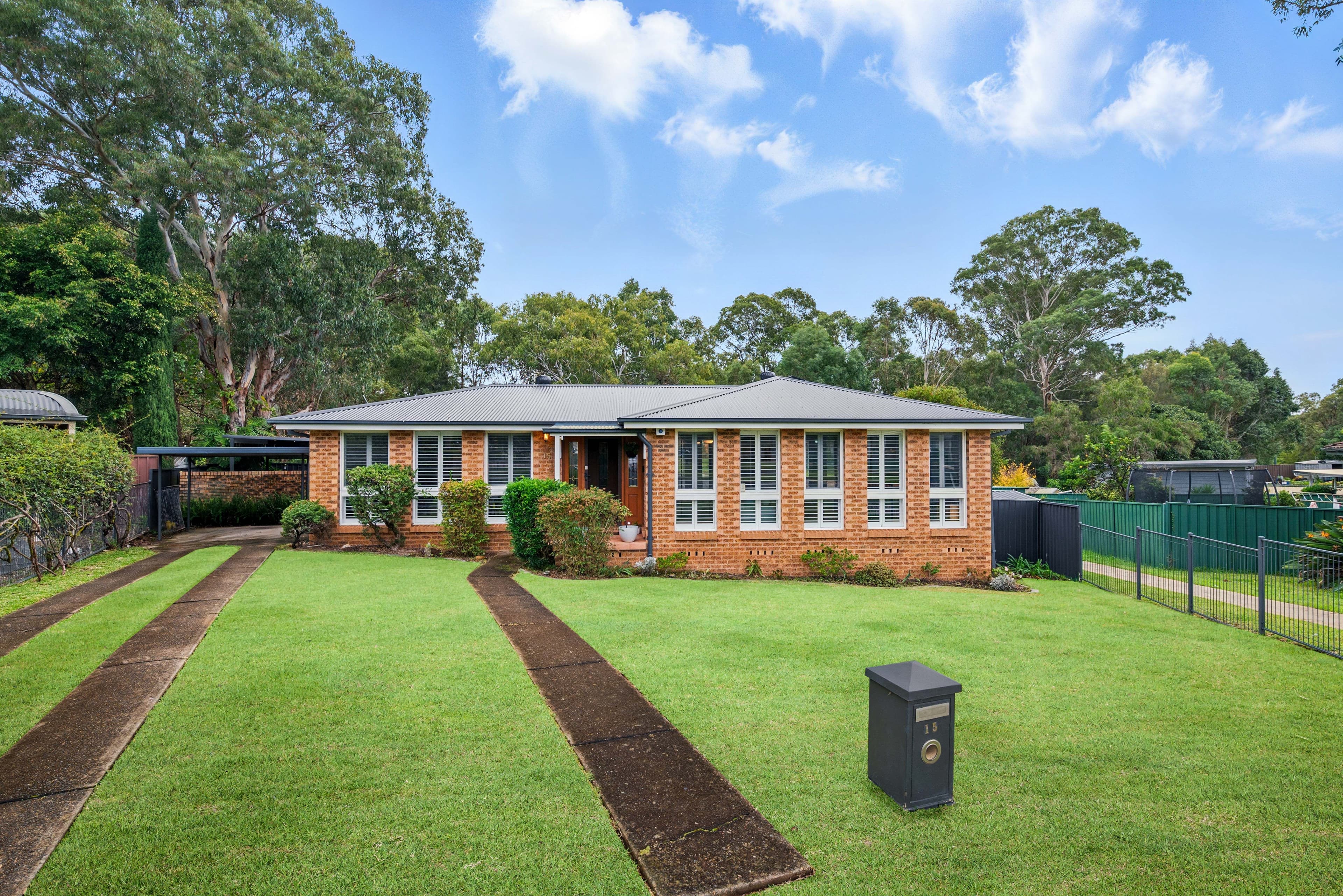 15 Brett Place, Ingleburn NSW 2565, Ingleburn - Image 1