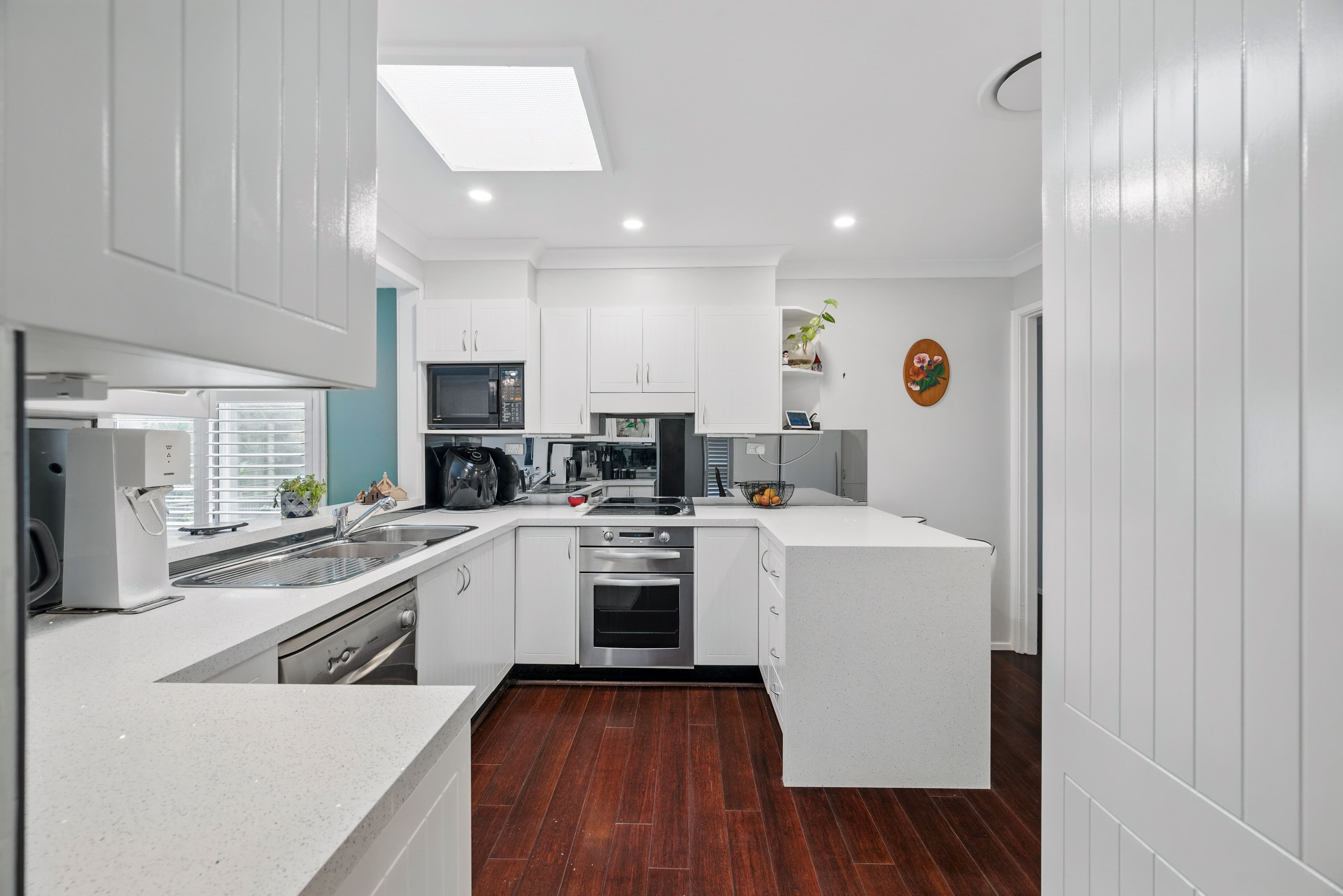 15 Brett Place, Ingleburn NSW 2565, Ingleburn - Thumbnail 2