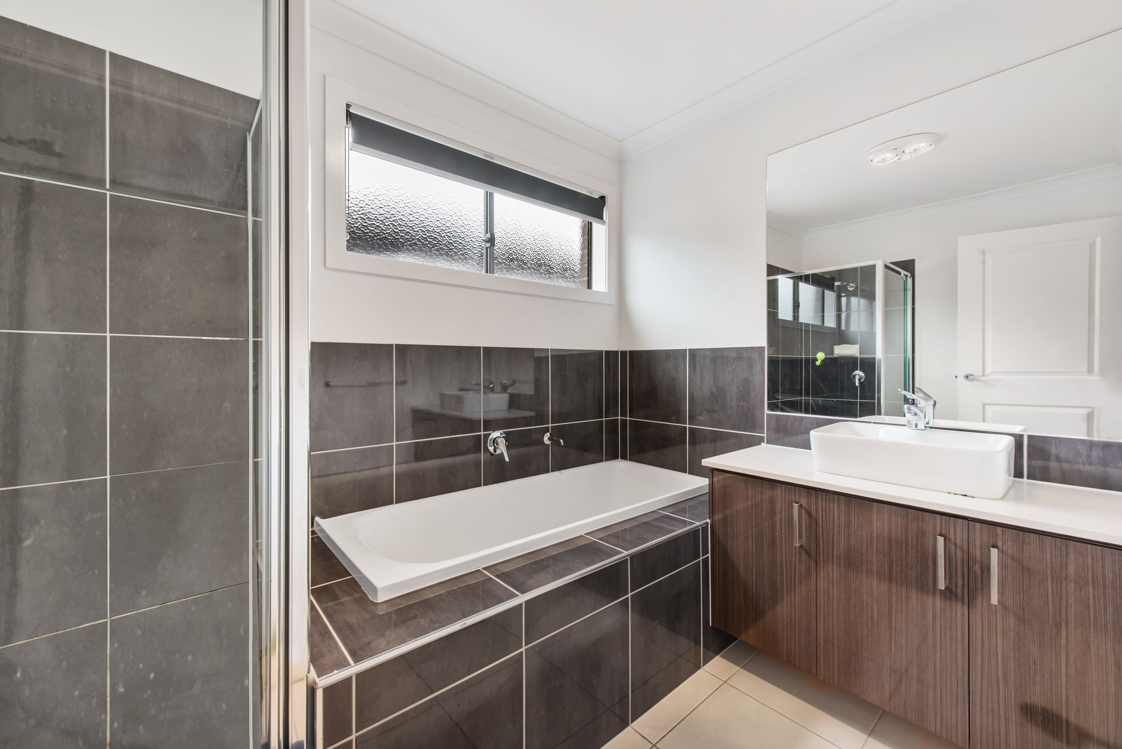 81 Caversham Drive, Pakenham VIC 3810, Pakenham - Thumbnail 7