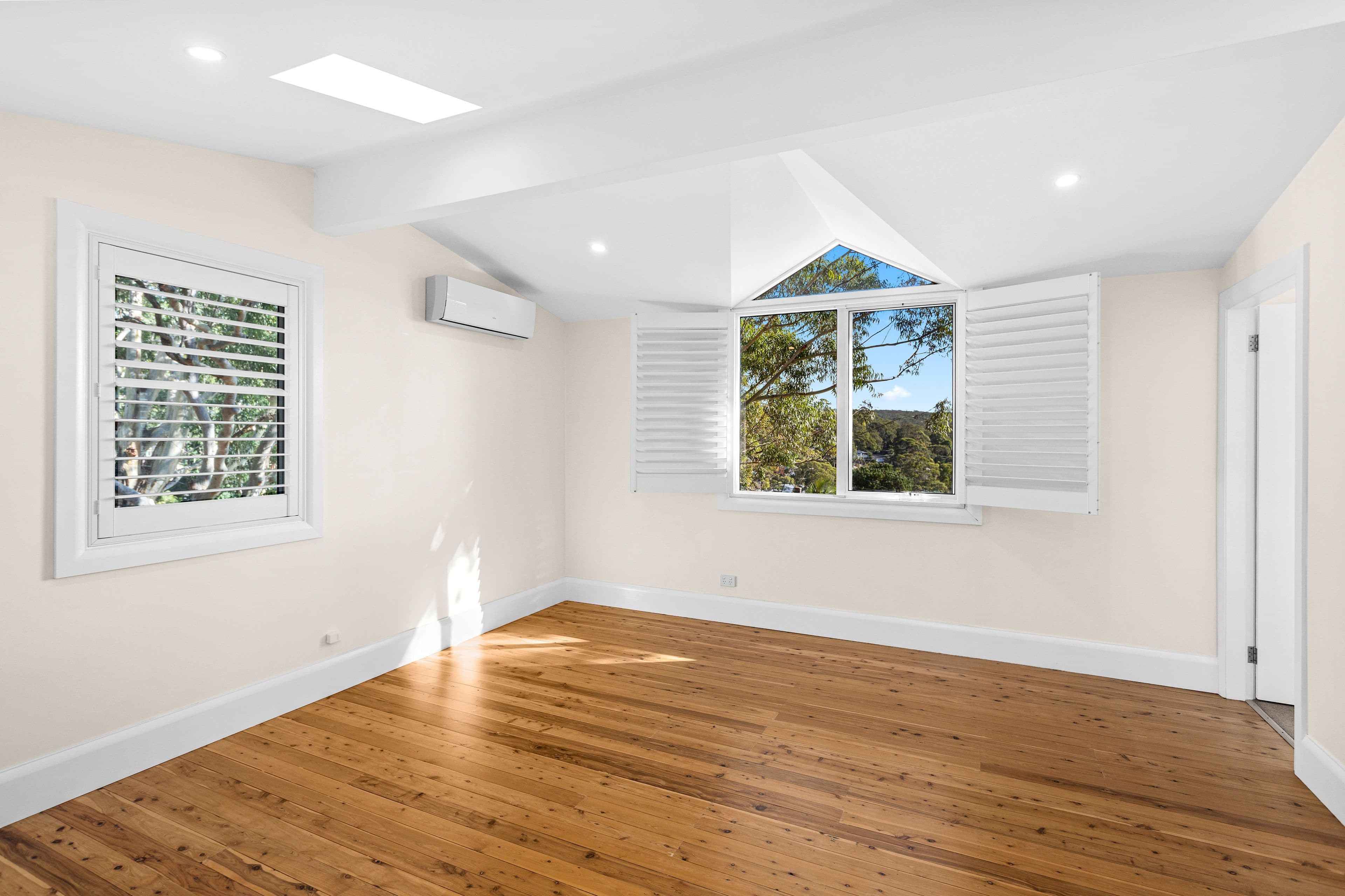 130 The Crescent, Helensburgh NSW 2508, Helensburgh - Thumbnail 5
