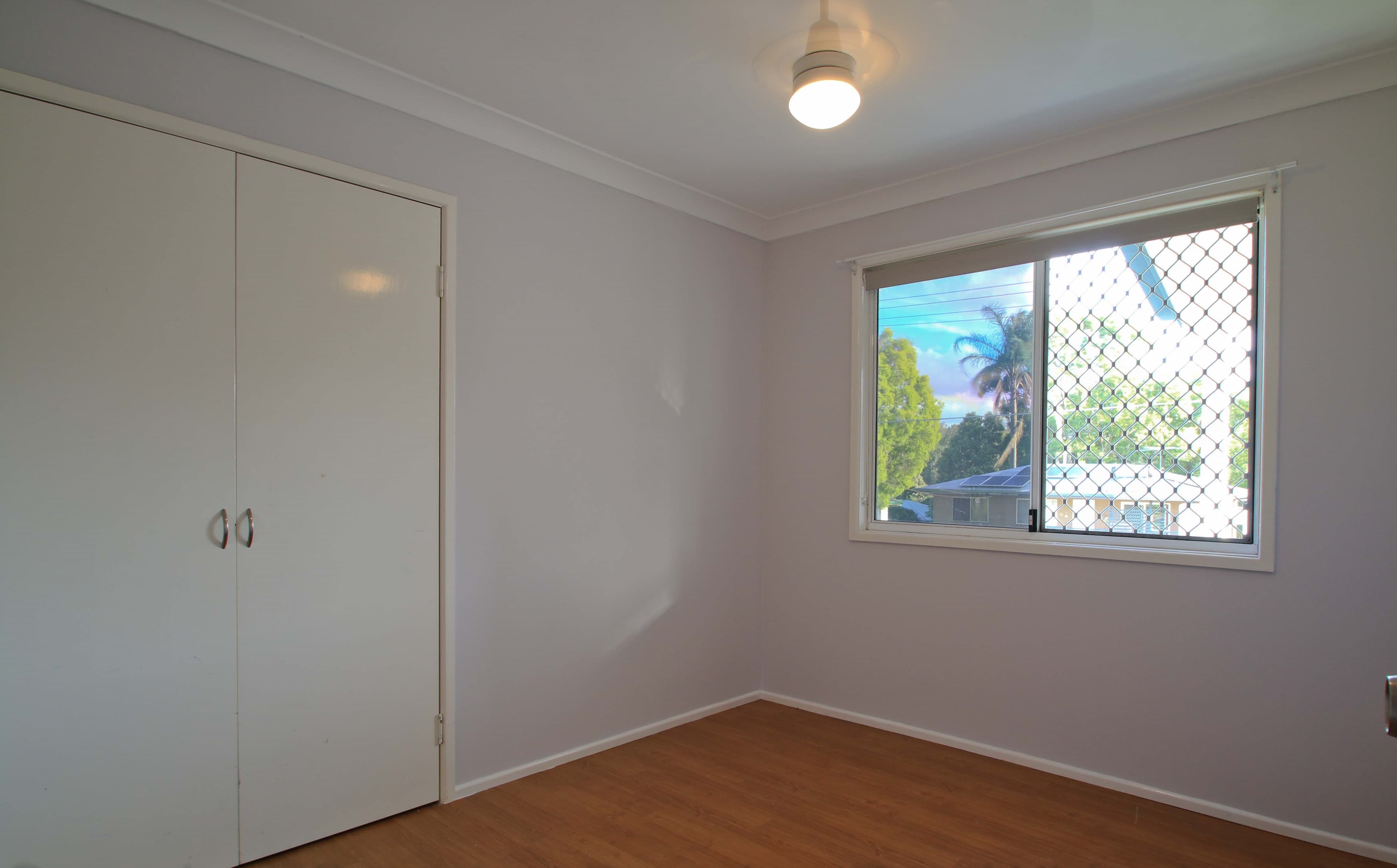 5 Skinner Crescent, Silkstone QLD 4304, Silkstone - Thumbnail 5