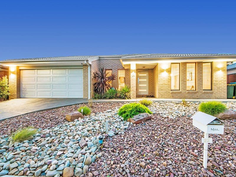 22 Carisbrook Circuit, TRUGANINA VIC 3029, Truganina - Image 1