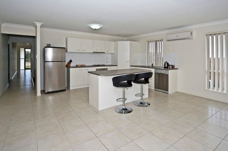 28 Isabella Court, COLLINGWOOD PARK QLD 4301, Collingwood Park - Thumbnail 2