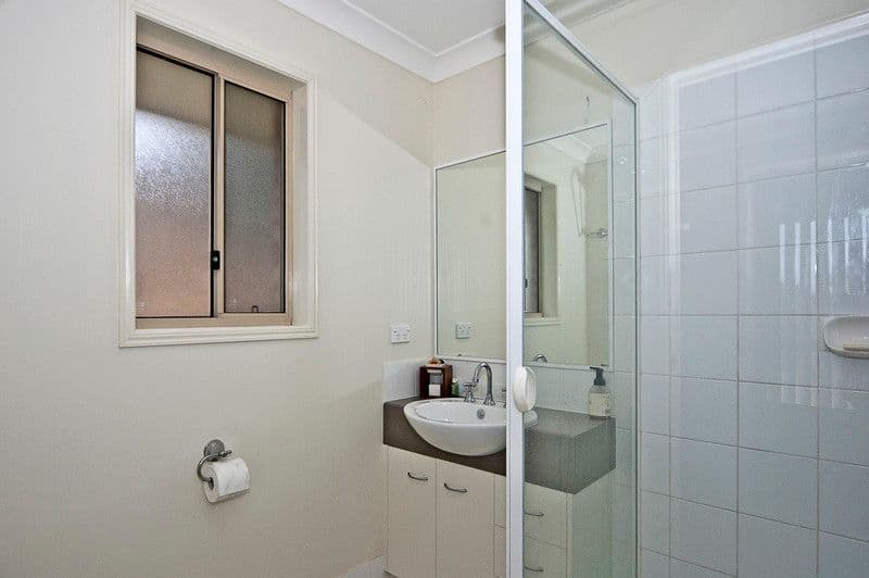 28 Isabella Court, COLLINGWOOD PARK QLD 4301, Collingwood Park - Thumbnail 3