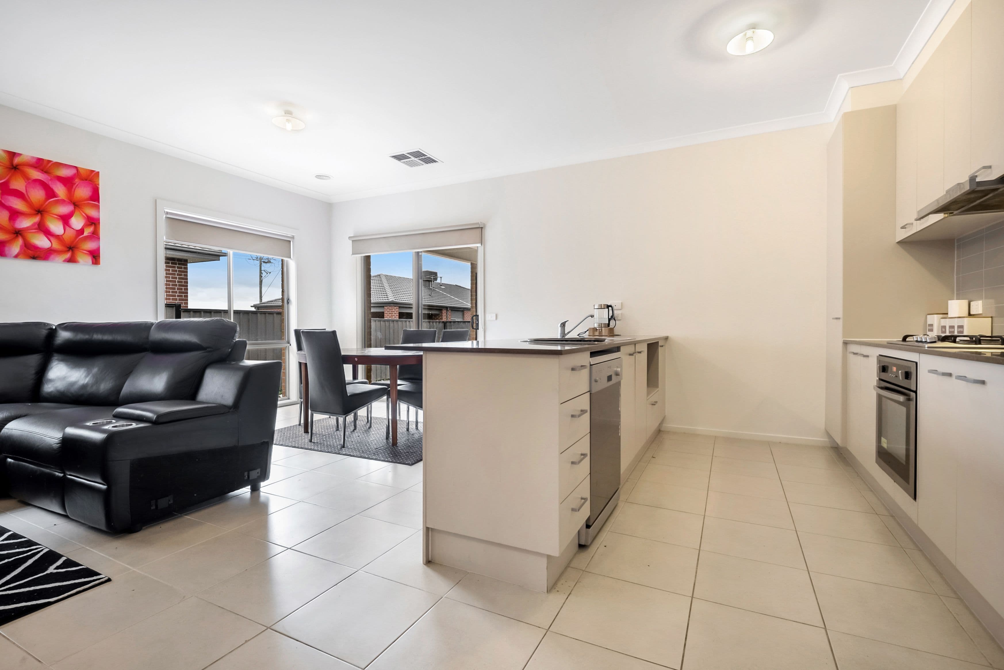 61 Bluebell Drive, Craigieburn VIC 3064, Craigieburn - Thumbnail 2