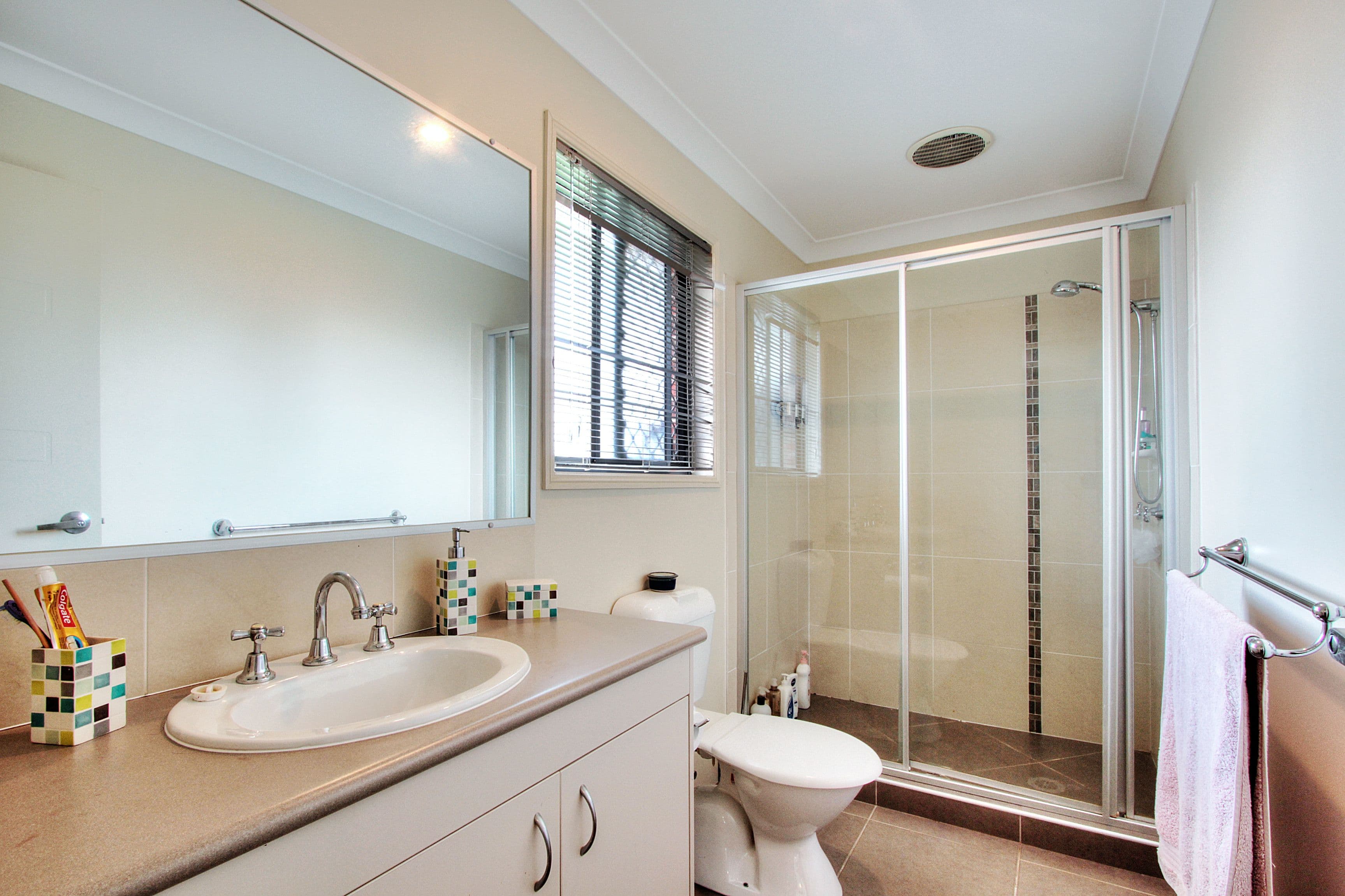 32 Pinelands Street, Loganlea QLD 4131, Loganlea - Thumbnail 7