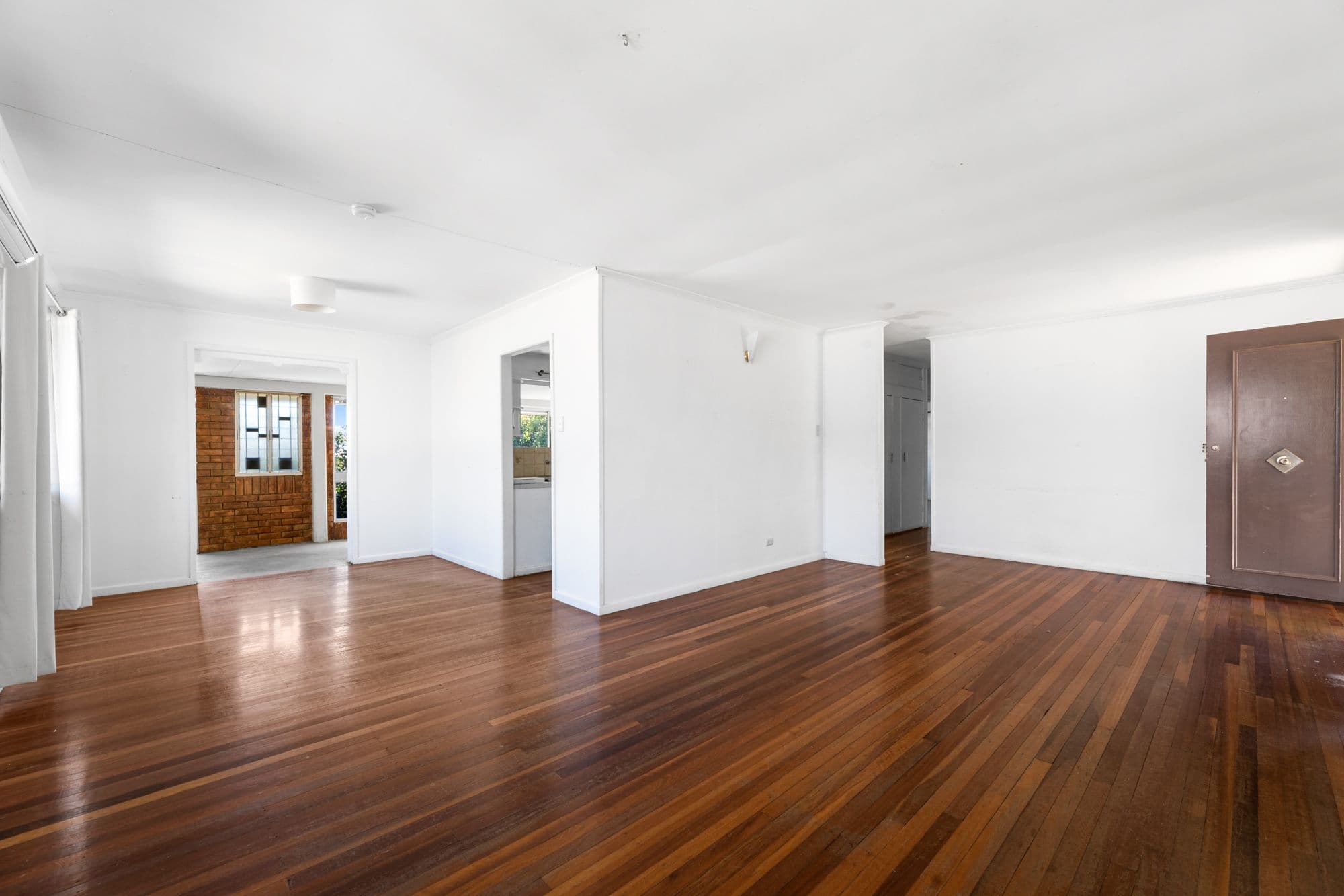 4 Kosma Street, Aspley QLD 4034, Aspley - Thumbnail 2