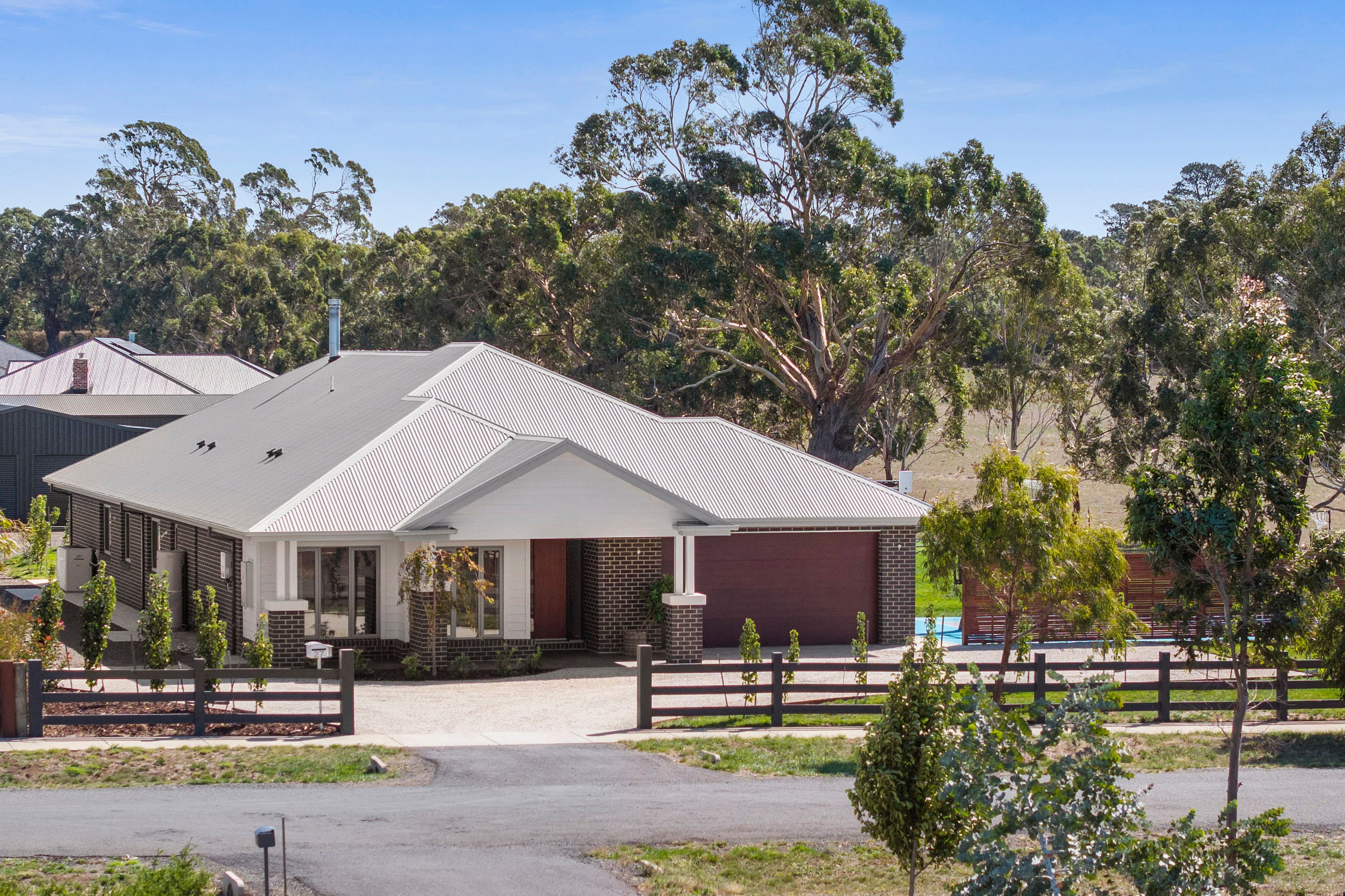 27 Blanchfield Drive, Kyneton VIC 3444, Kyneton - Image 1