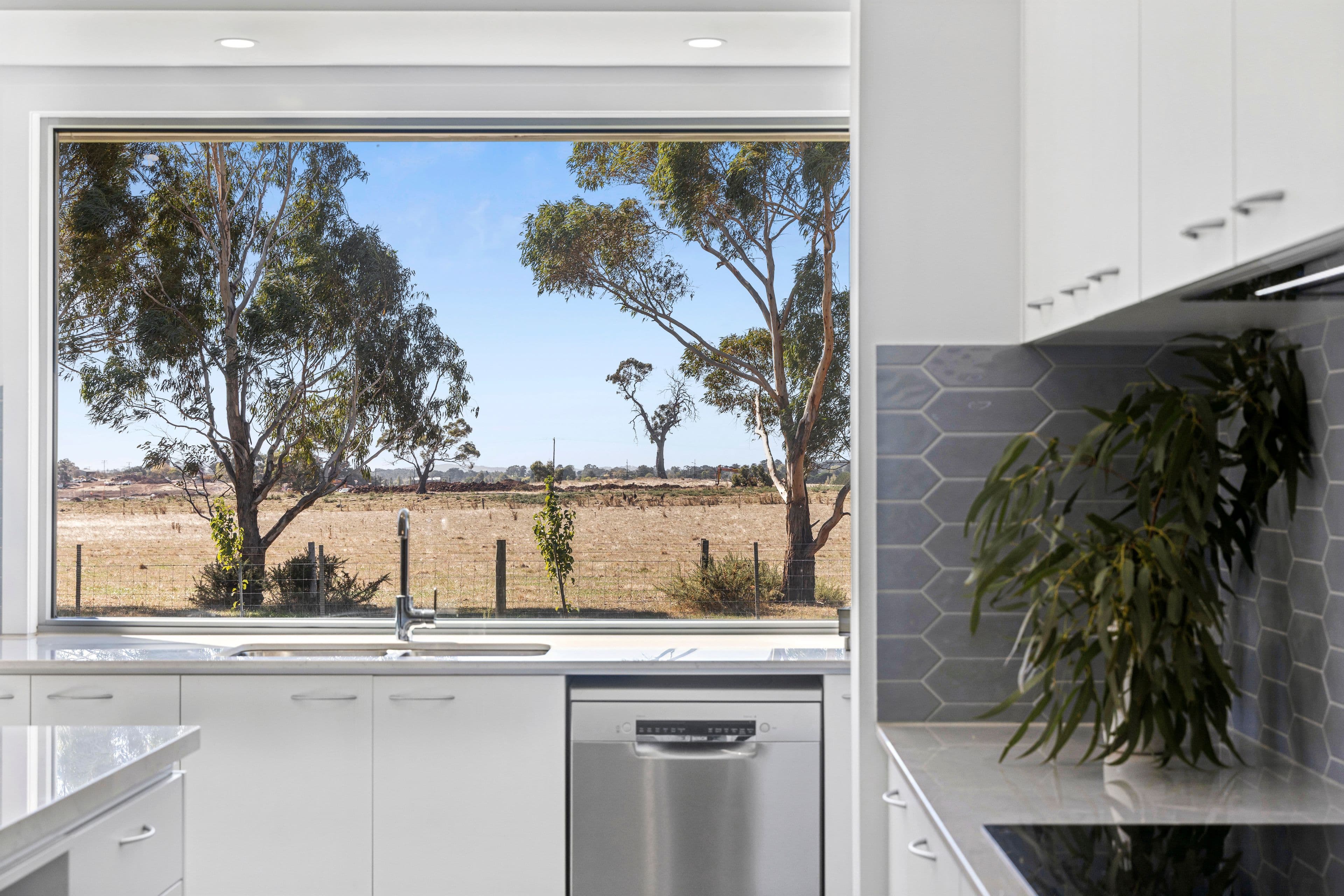 27 Blanchfield Drive, Kyneton VIC 3444, Kyneton - Thumbnail 5