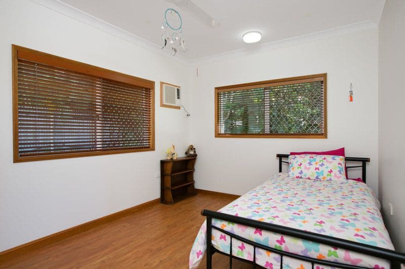 12 Olfersia Court, MOOROOBOOL QLD 4870, Mooroobool - Thumbnail 5