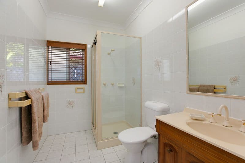 12 Olfersia Court, MOOROOBOOL QLD 4870, Mooroobool - Thumbnail 7