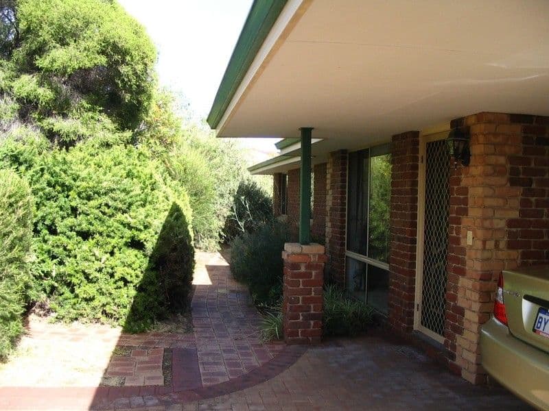 2 Harlequin Gardens, EATON WA 6232, Eaton - Thumbnail 2