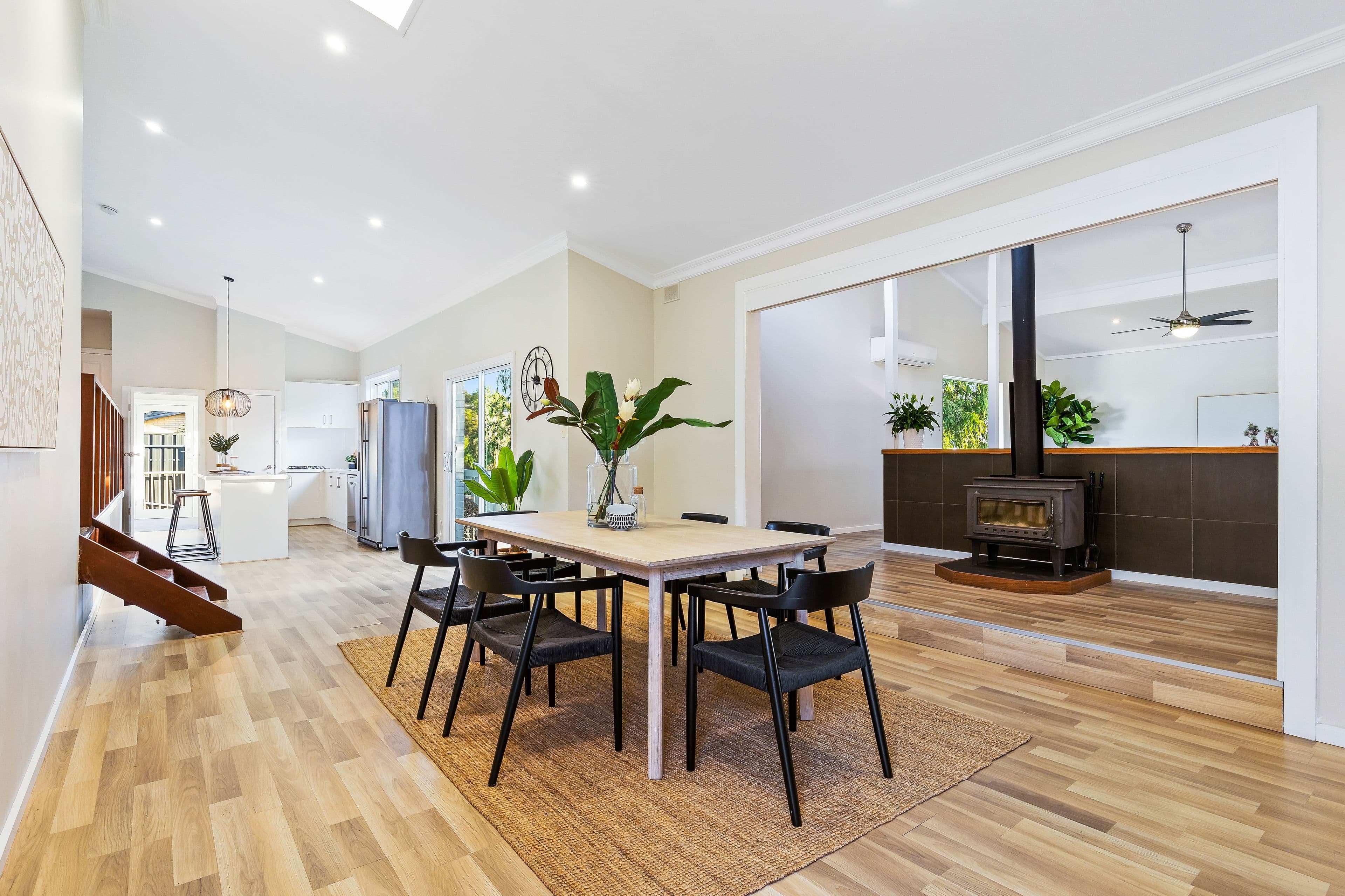 25 Davey Crescent, Seaview Downs SA 5049, Seaview Downs - Thumbnail 2