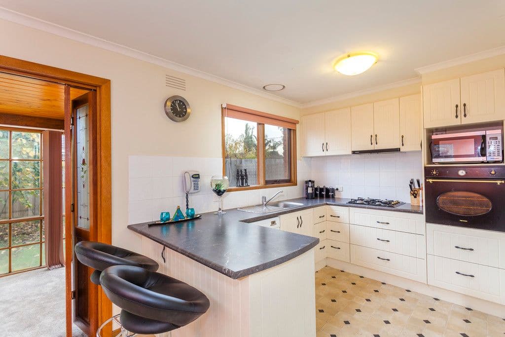 11 Jacaranda Place, BELMONT VIC 3216, Belmont - Thumbnail 7