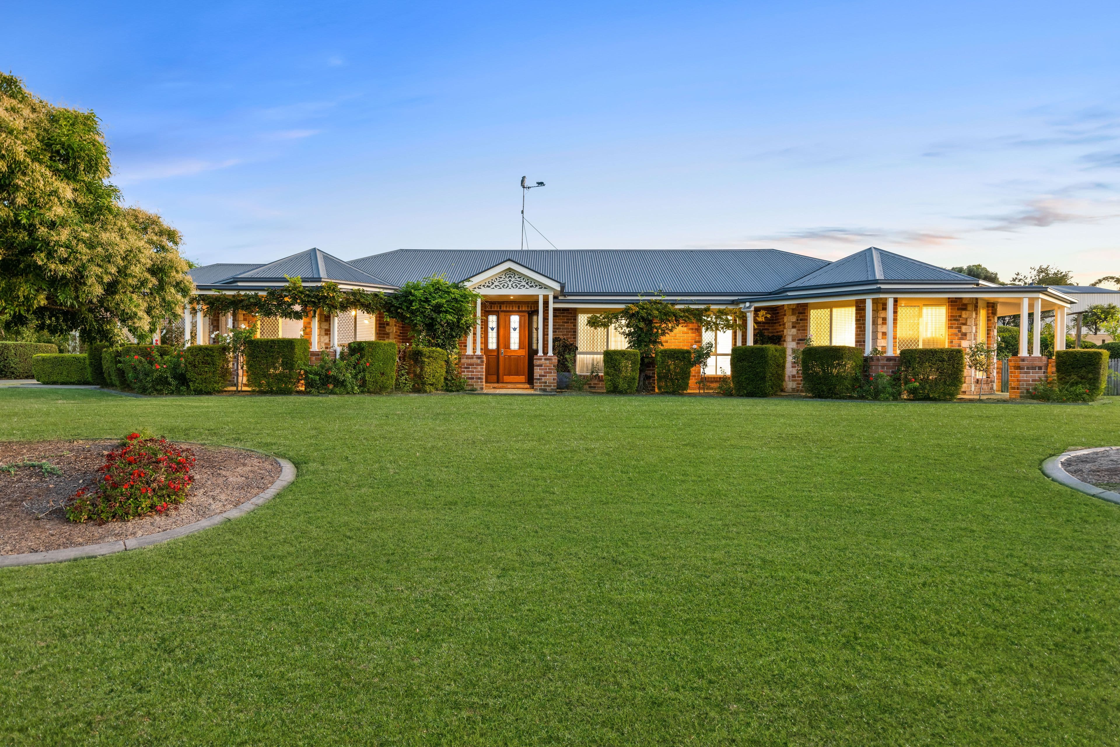 8 Morris Court, Cotswold Hills QLD 4350, Cotswold Hills - Thumbnail 2