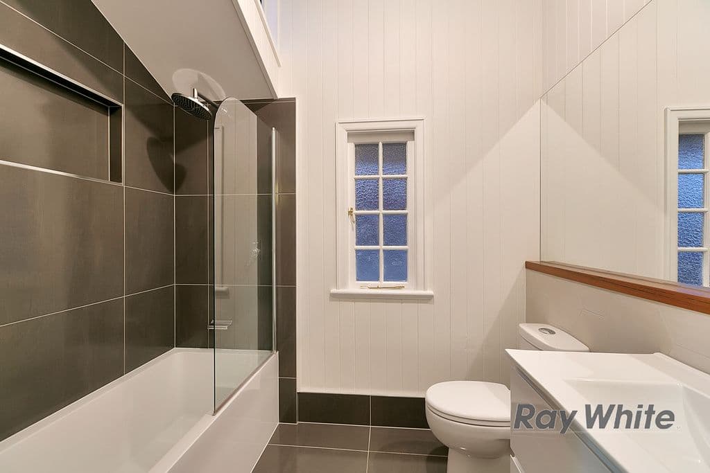 12 Ashton Street, Camp Hill QLD 4152, Camp Hill - Thumbnail 3