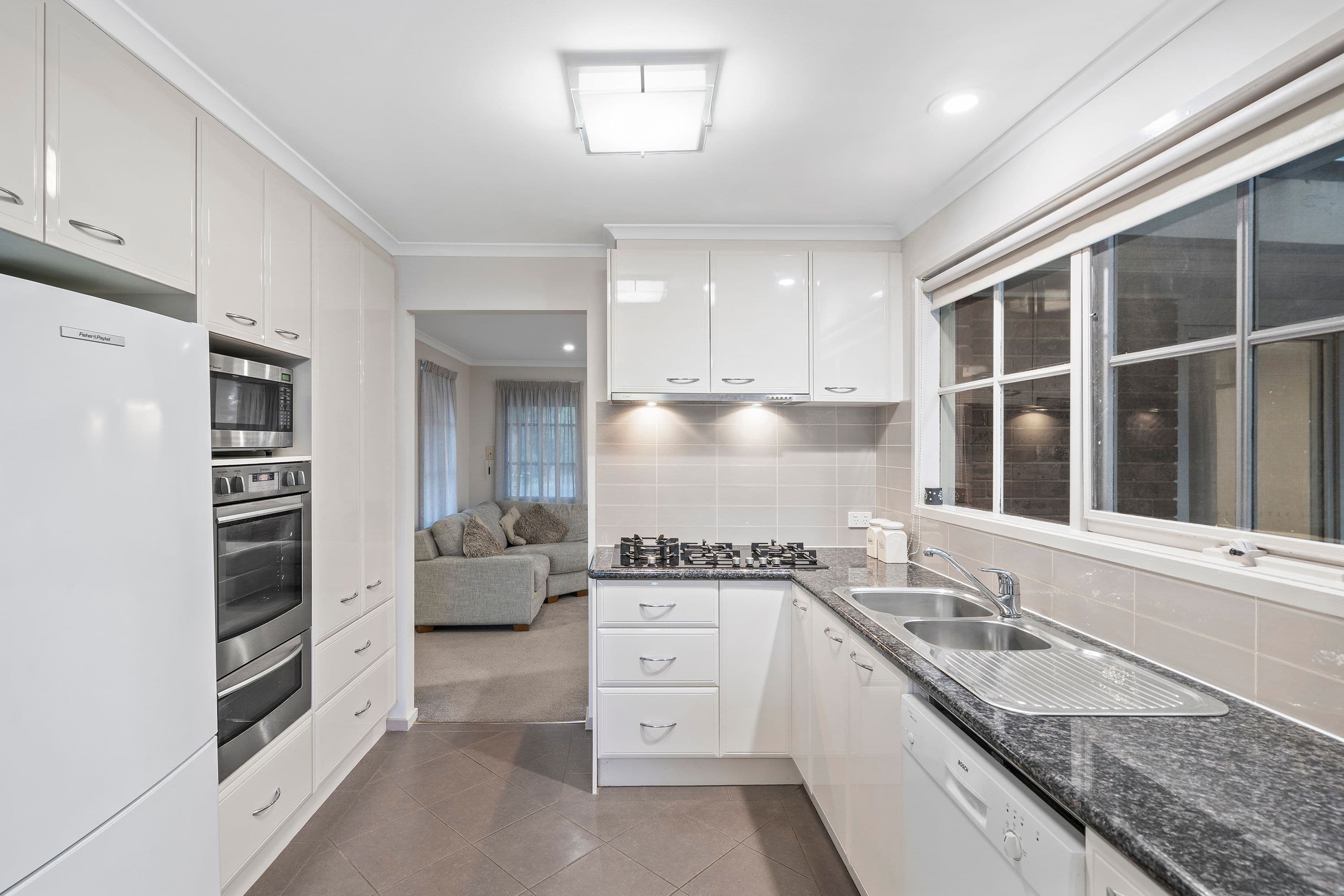 44 Riddell Road, Wantirna South VIC 3152, Wantirna South - Thumbnail 5