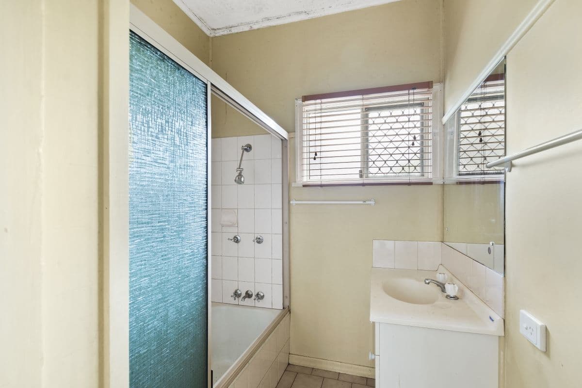 7 Tancred Avenue, Newtown QLD 4350, Newtown - Thumbnail 8