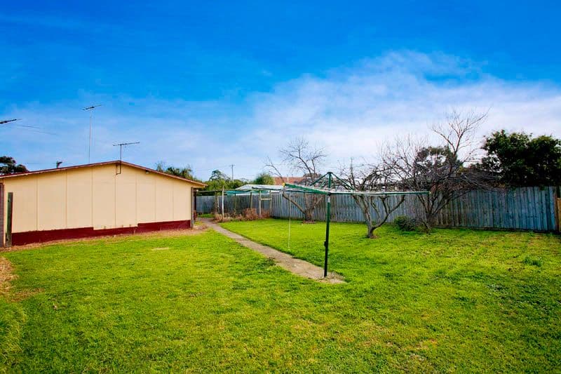 12 Washington Street, CORIO VIC 3214, Corio - Thumbnail 7
