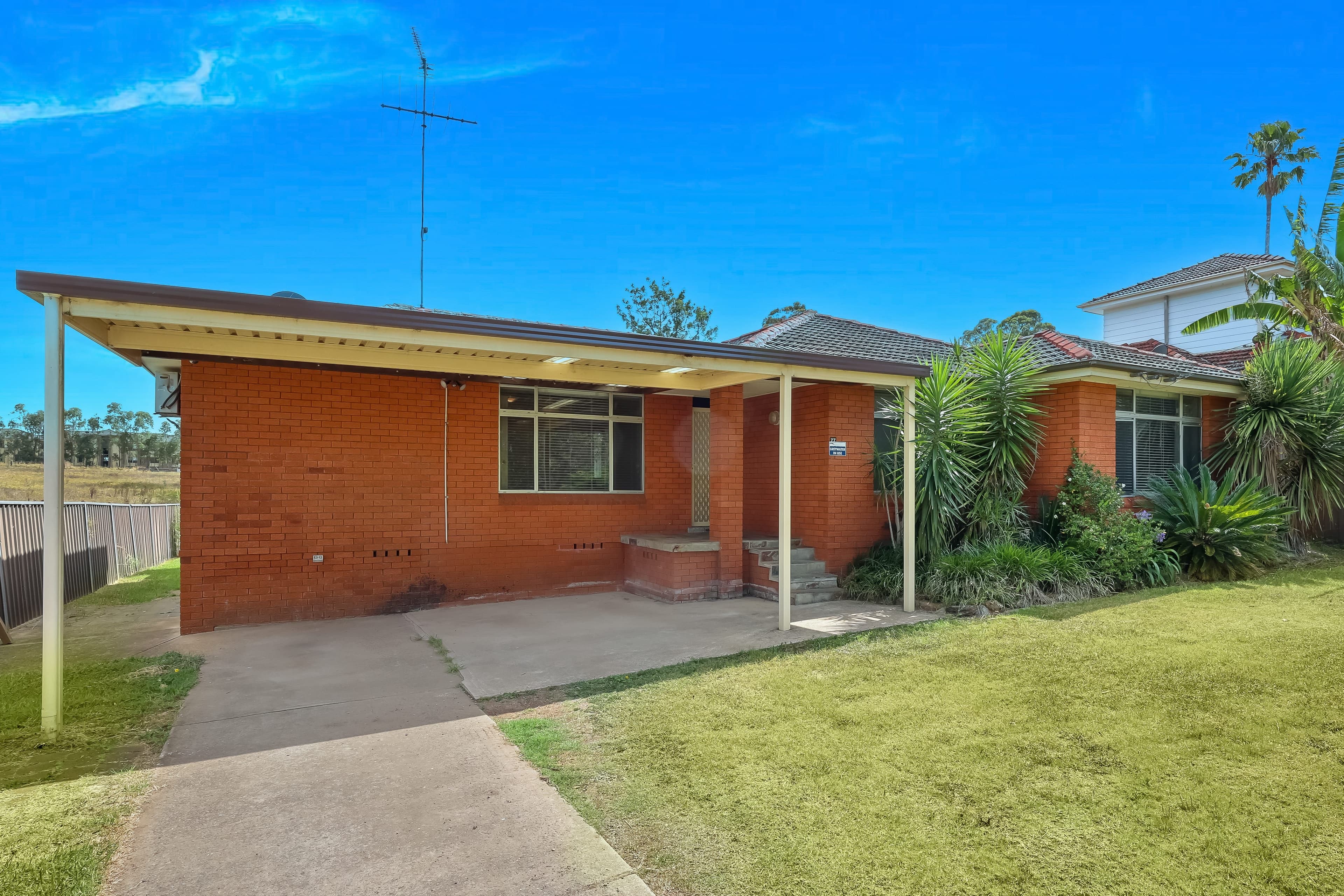 77 Ninth Avenue, Austral NSW 2179, Austral - Thumbnail 3