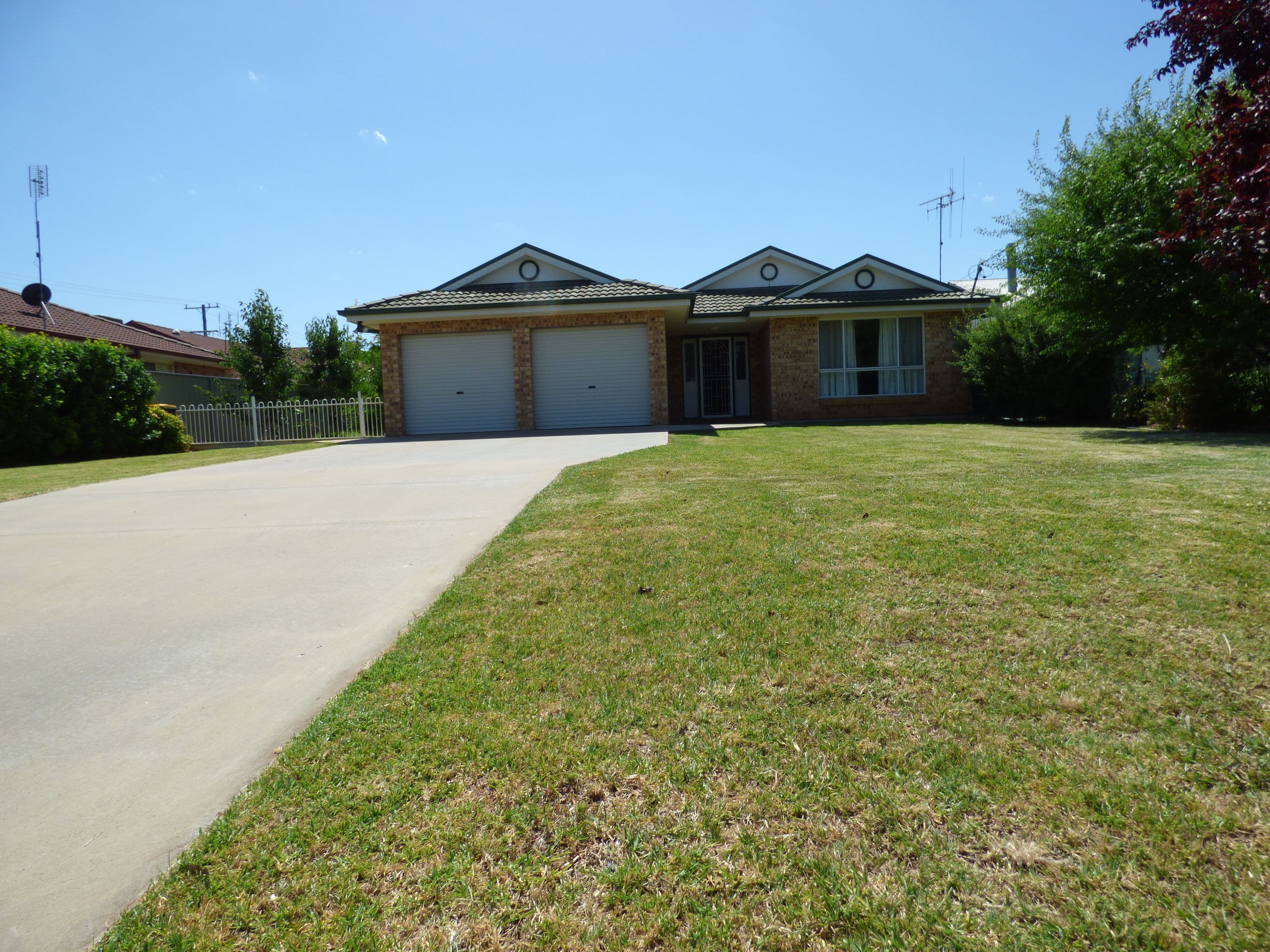 54 William Street, Forbes - Image 1