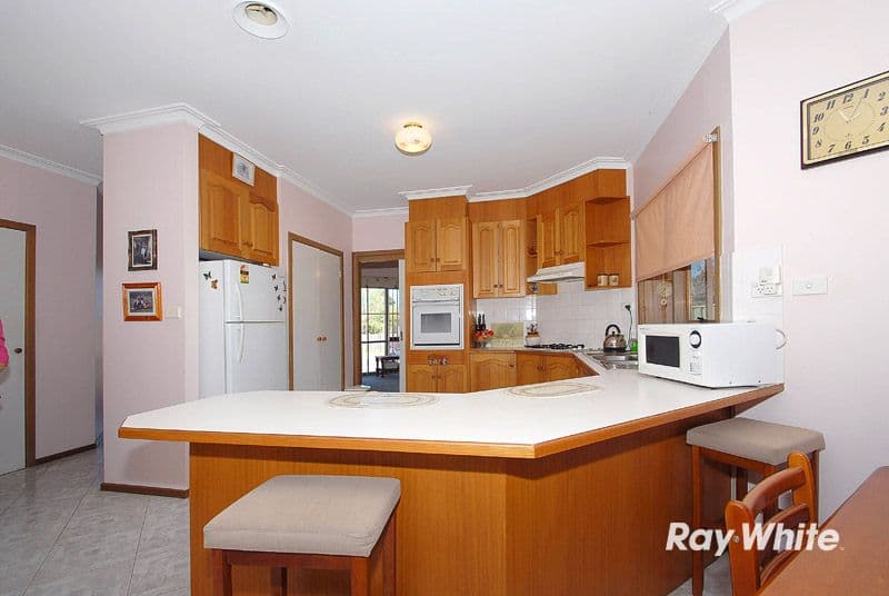 90 Hoysted Avenue, CRANBOURNE NORTH VIC 3977, Cranbourne North - Thumbnail 5